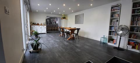 Family home between Bordeaux, the ocean & Médoc