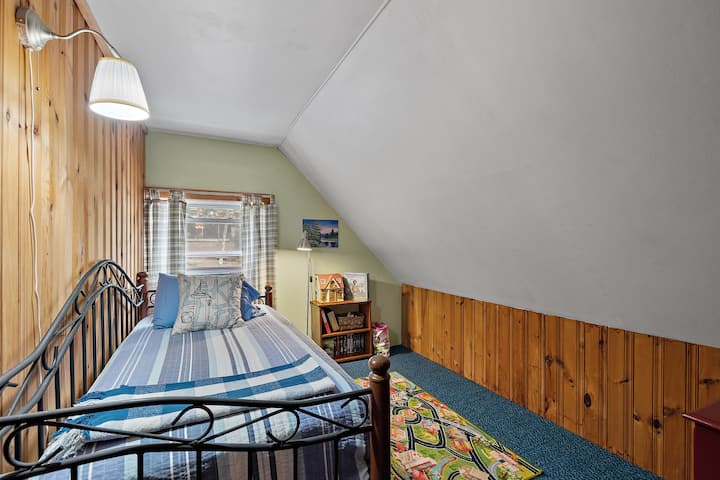 loft bedroom with trundle bed (another twin size bed pulls out from under); sleeps 2