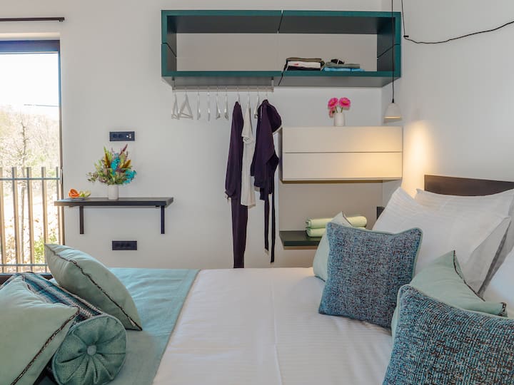საძინებელი 4