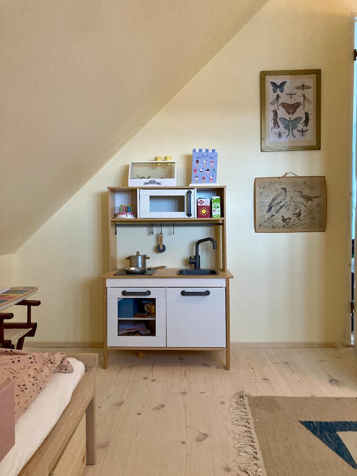 Habitación para niños en el primer piso