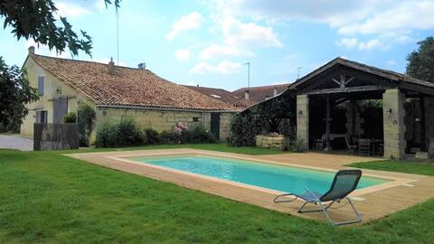 House with pool and large garden