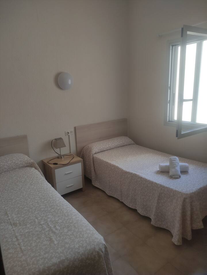 Dhomë gjumi 2