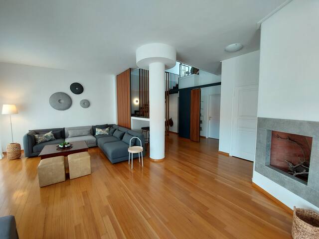 Luxury house in Plaka overlooking the Acropolis gallery image 4