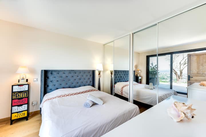 Საძინებელი 1 ტბის ხედით - 160 × 200 საწოლი