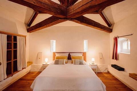 Superb Spacious Architect Folie Gite
