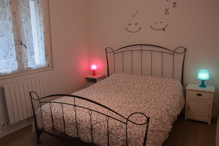 DOPPELBETTZIMMER