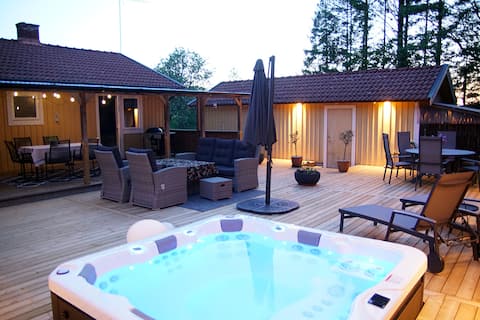 Newly renovated cottage near beach and nature