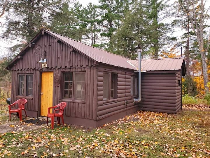 Hiawatha NF log cabin, outdoor adventure. The Pine Cabins for Rent in
