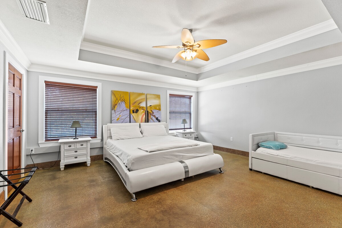 ห้องนอนคิงไซส์ 3