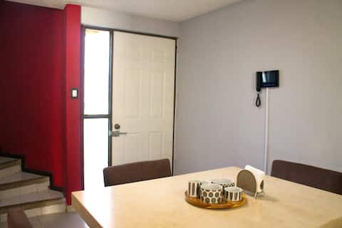 Centrally located & pet-friendly house