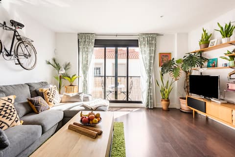 Anuncio de Airbnb popular: Attic in the heart of Málaga with private terrace en San Felipe Neri