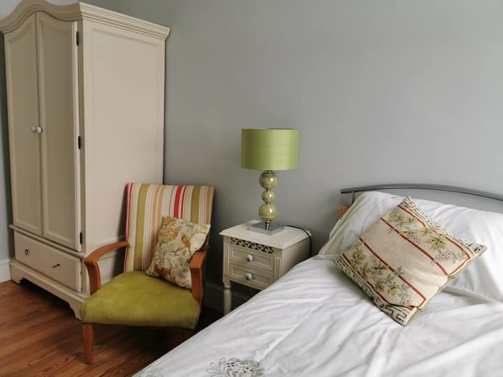 Ერთი საძინებელი
