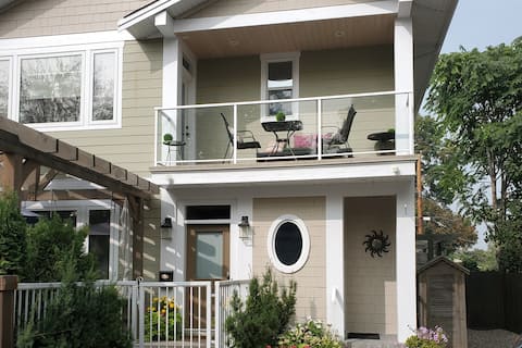 Top performing Airbnb: Sunlight Suite By Hospital, Downtown & Beaches in Central Okanagan