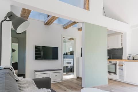 Quiet cottage near the beach