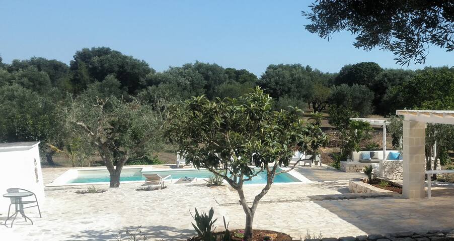 Villa Trulli Perla della Luce, private Pool, BBQ, gallery image 5