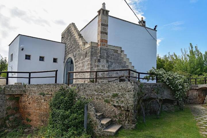 Fata Bianca: orto botanico piscina e idromassaggio gallery image 3