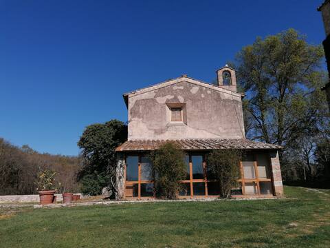 The Church with private lake Amelia- Umbria