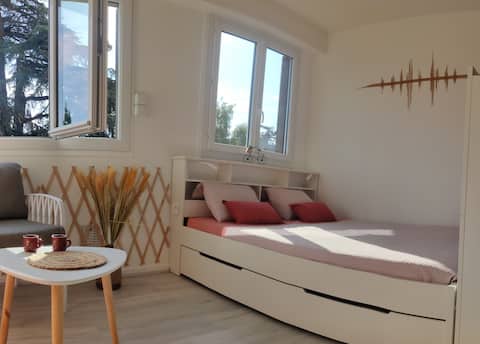 Cozy studio refurbished quiet area