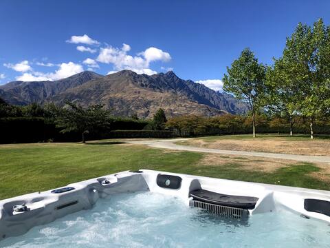 Relax in comfort surrounded by mountains and trees