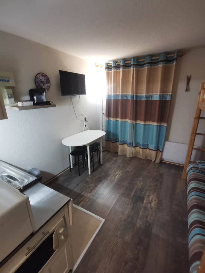 მისაღები სივრცე