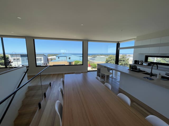 Torquay Multi Family Getaway