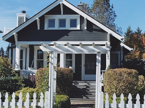 Old Town Retreat - Best place in Old Town Sherwood