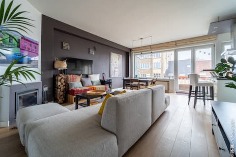 Snug Nest on Top of Brussels + Fireplace & Terrace