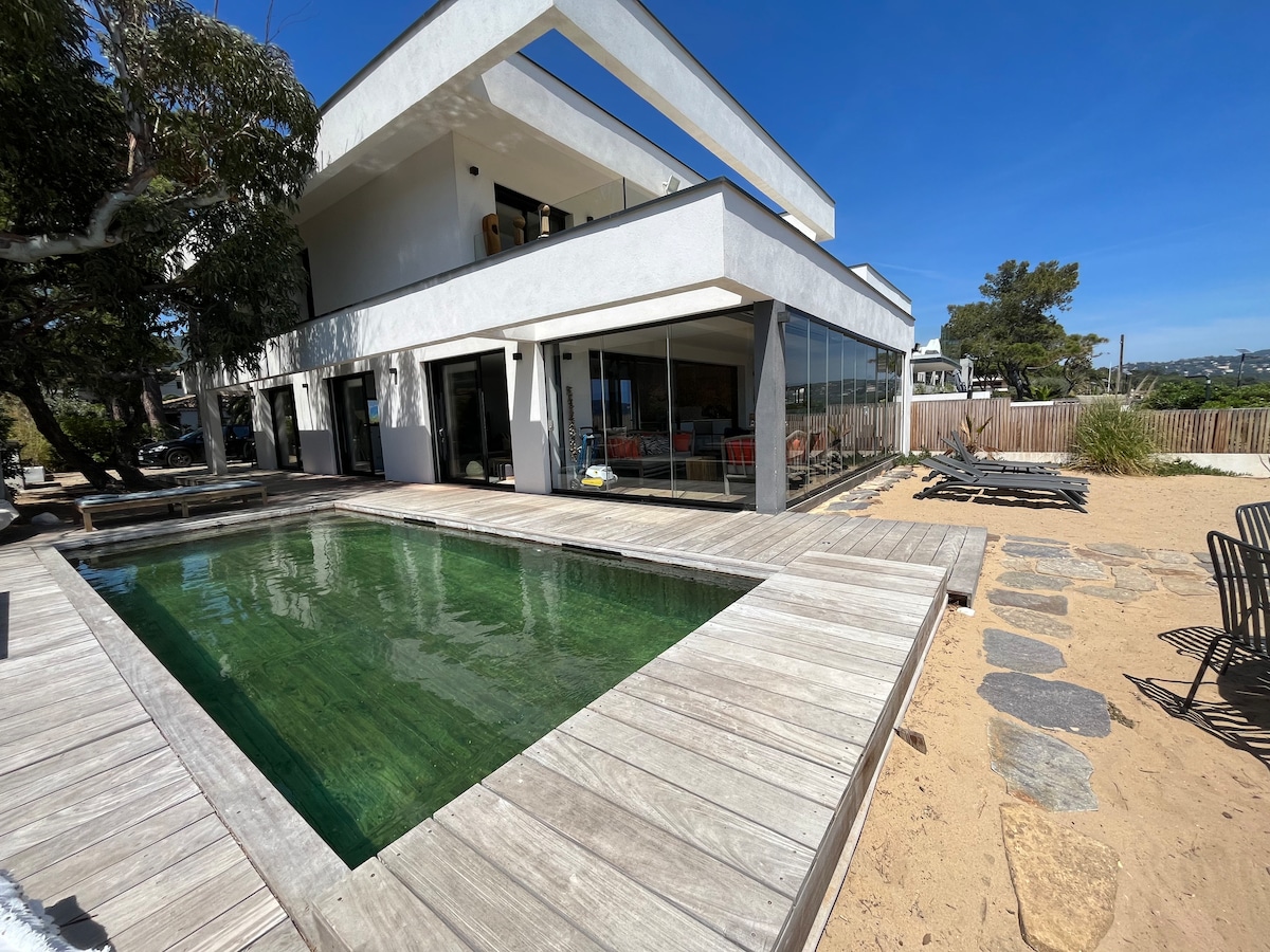 villa Cactus sur la plage Cavalaire 6 ch piscine - Villas  louer   Cavalaire-sur-Mer, Provence-Alpes-Cte d'Azur, France - Airbnb
