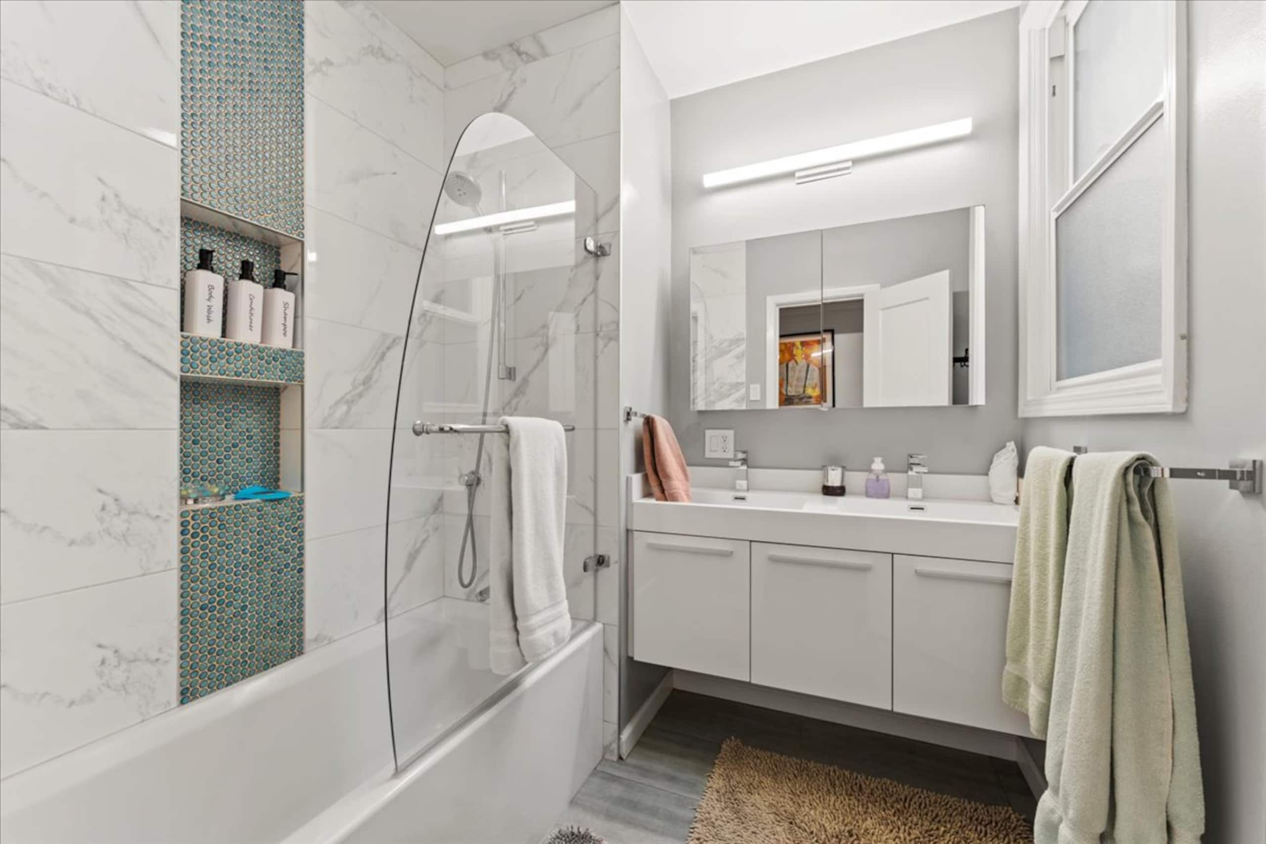 Home in San Francisco · ★4.77 · 4 bedrooms · 8 beds · 2.5 baths - Image 56
