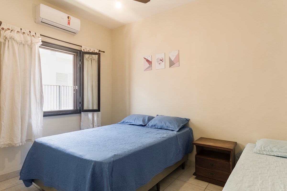 空调很安静，空调很安静。 