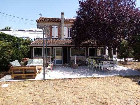 Rural cottage with private swimming pool Du Coq à l 'Ane
