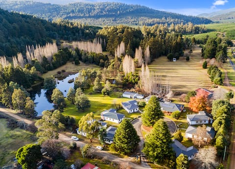 Maydena: Cottage 4: Giants Table & Cottages