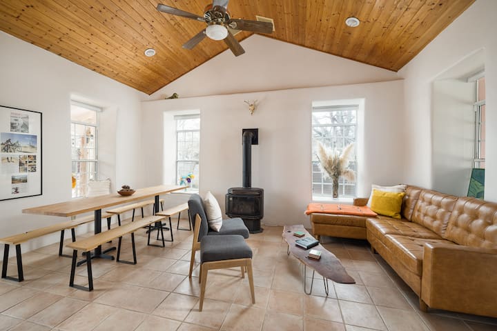 The Gravel House. managed Airbnb listing 1