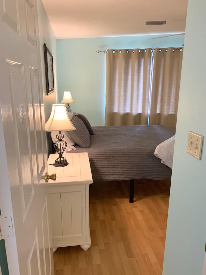 ห้องนอนใหญ่ (Master Bedroom)