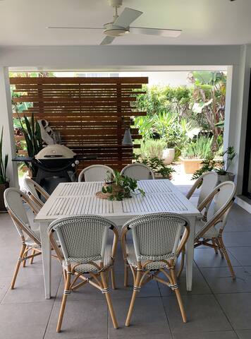 Well appointed beach house suitable for families. gallery image 5