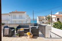 House near the sea. ba