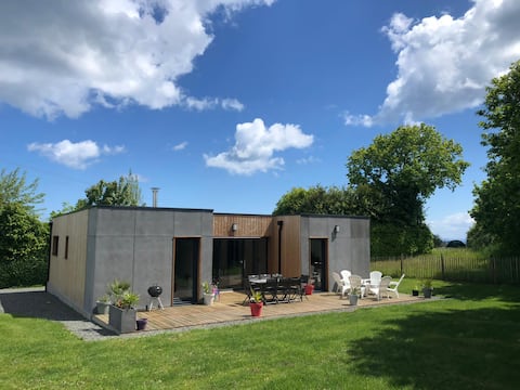 Contemporary new house (3 km from the sea)