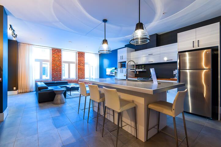 103 – Lofts St-Joseph – Par Les Lofts Vieux-QC gallery image 2