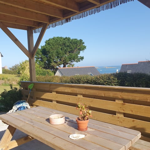 New cottage with sea view, quiet and 200m GR34