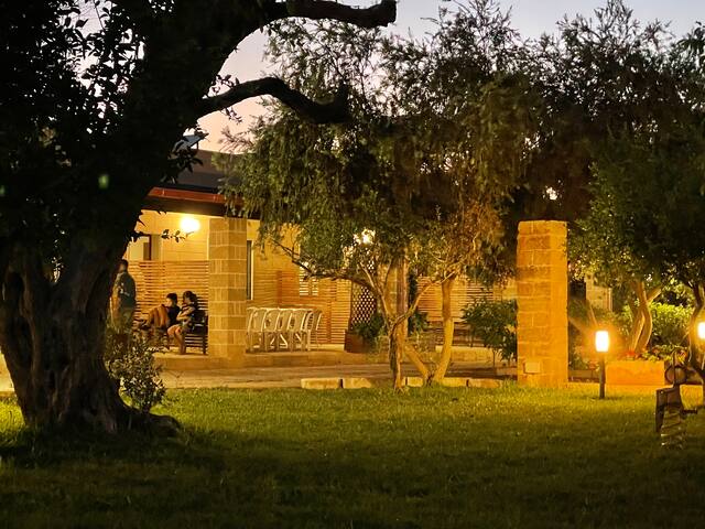 Apartment in Villa, 10Km Gallipoli, 16-24 people gallery image 2