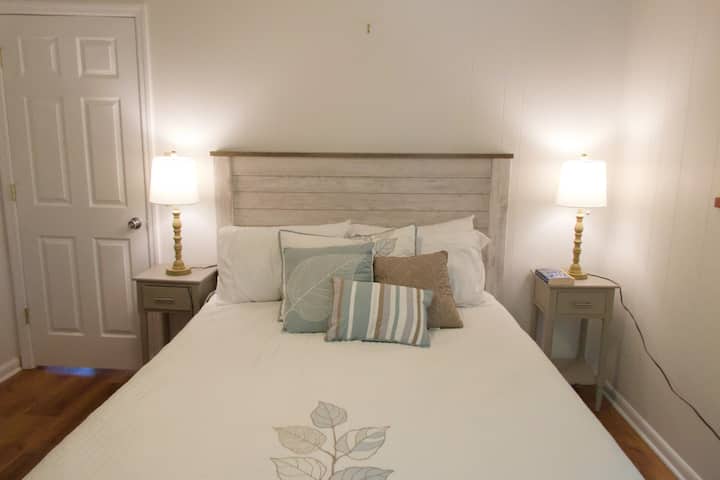 Upstair bedroom with a new mattress and an adjustable bed. It's great for people with a bad back.