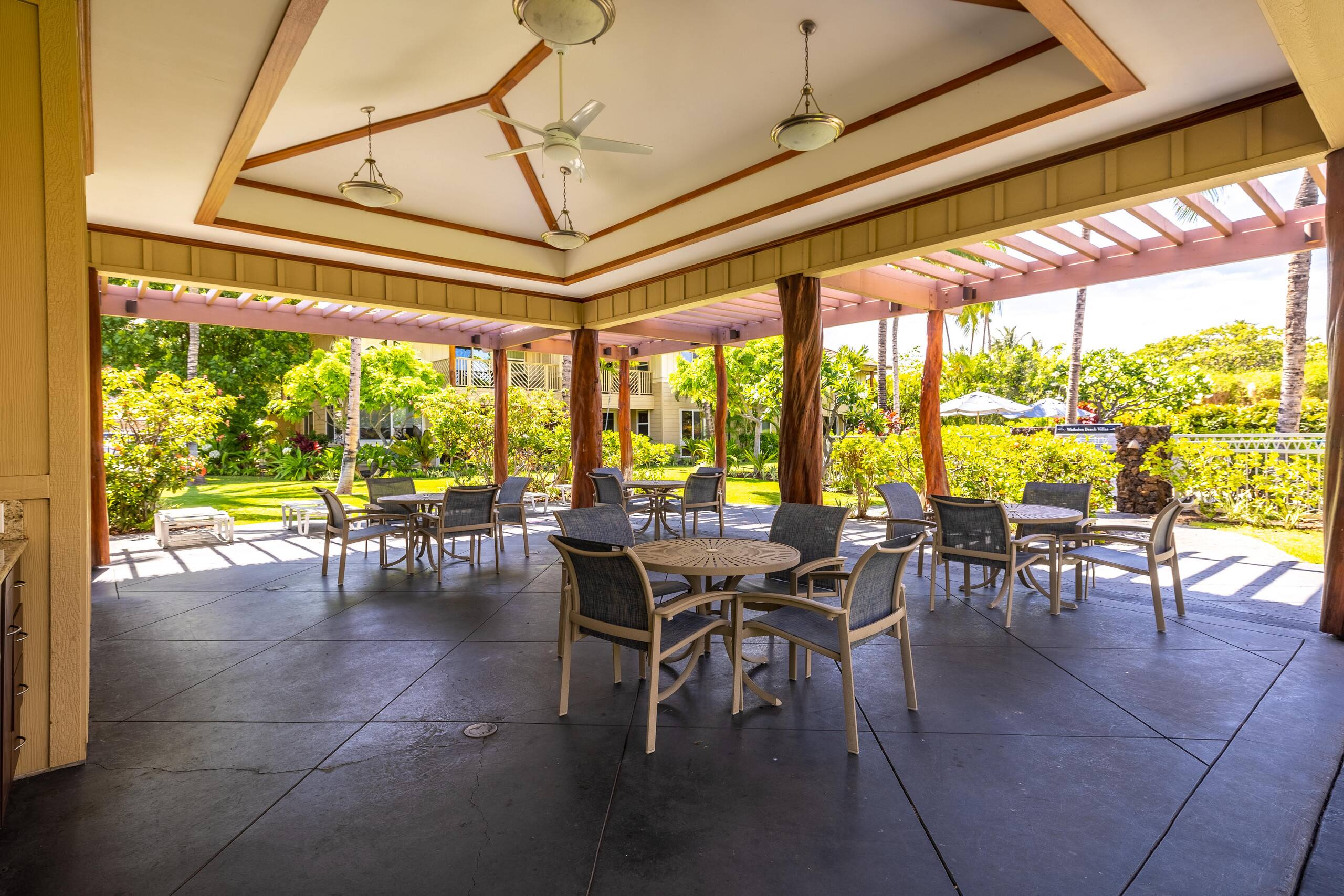 Condo in Waikōloa Beach · ★4.98 · 2 bedrooms · 3 beds · 2 baths - Photo 11