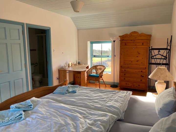 Schlafzimmer 3  Obergeschoss rechts