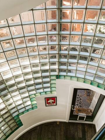 Artsy and Beautiful Home in the Heart of Denver gallery image 4