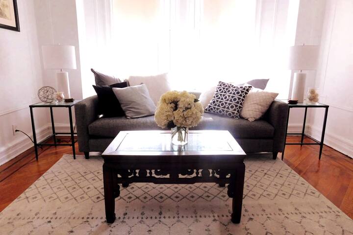 Full 1200 sq ft floor in Park Slope Brownstone gallery image 5