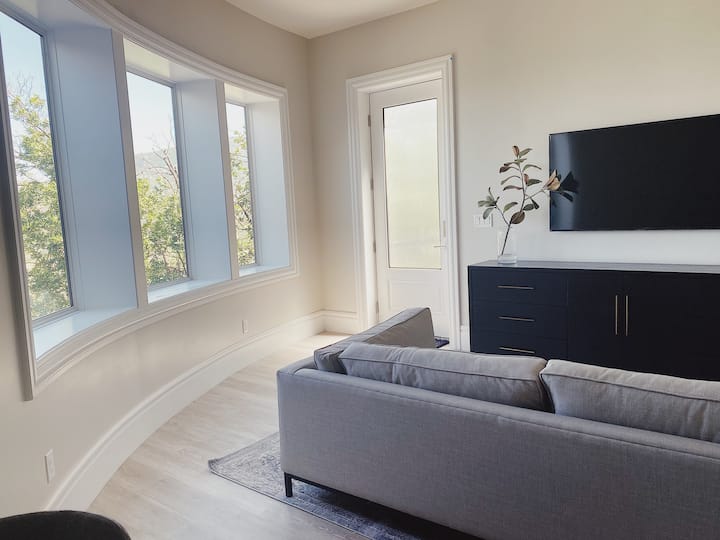 Brand New 1 Bed Lux Mtn Flat! Best Views in UT! Houses for Rent in