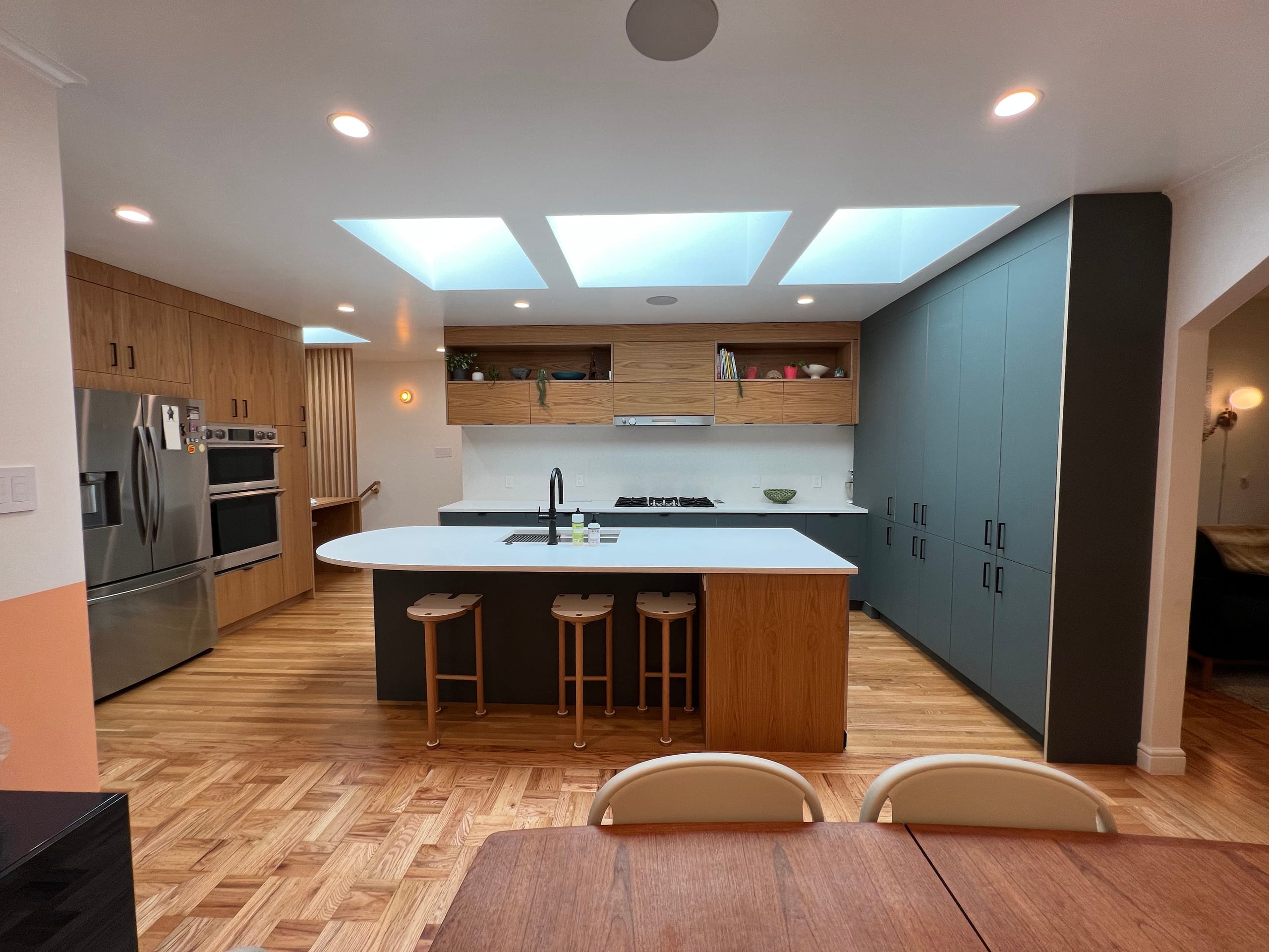 Home in San Francisco · ★4.96 · 3 bedrooms · 4 beds · 2.5 baths - Image 9