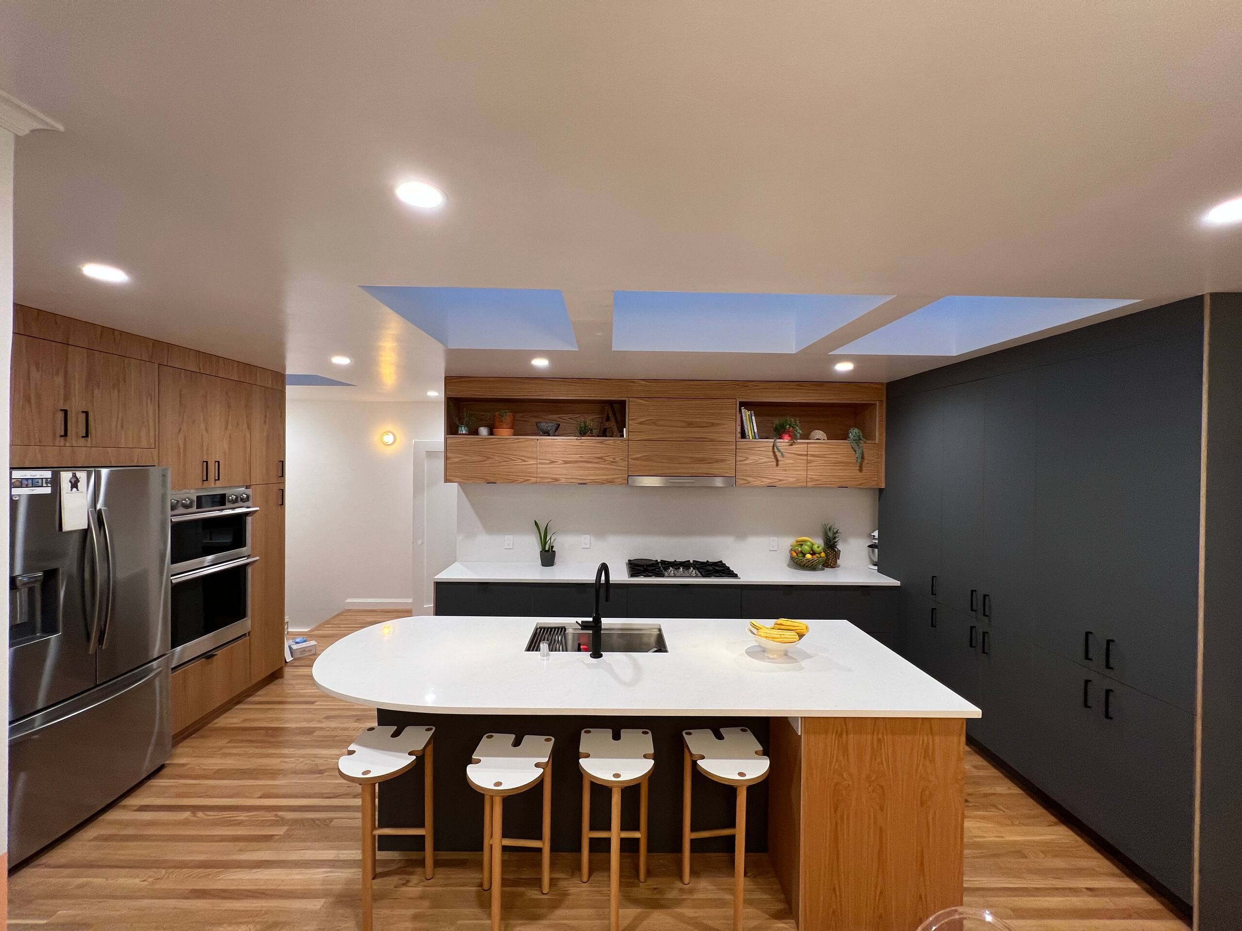 Home in San Francisco · ★4.96 · 3 bedrooms · 4 beds · 2.5 baths - Image 7