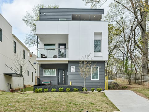 Successful Airbnb property: Sleep up to 13 ppl in this Midtown ATL Mansion. in Home Park