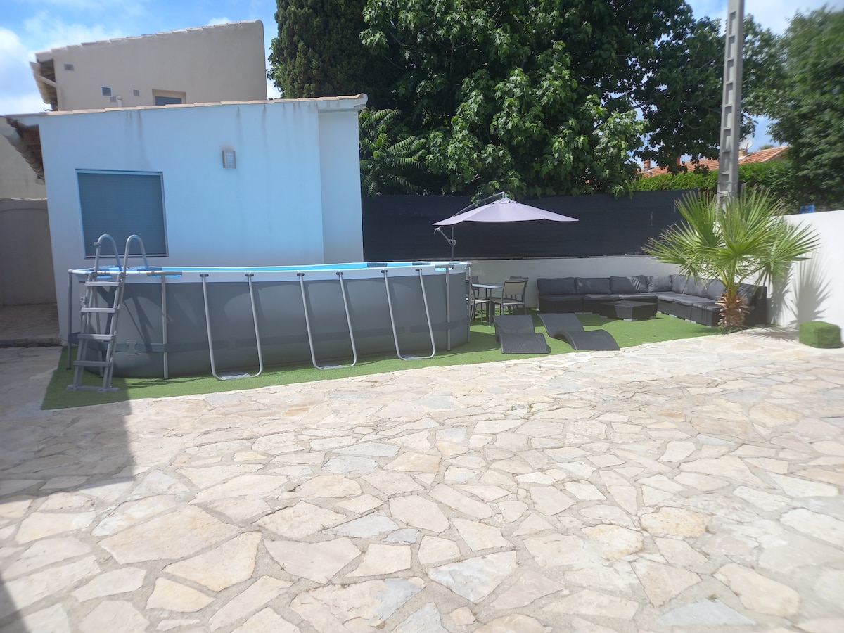 Successful Airbnb property: FAMILY HOUSE IN MONTPELLIER IN A QUIET AREA in Prés D'arènes